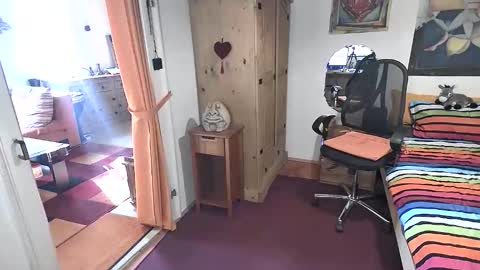 susioo online show from 06/11/26, 07:06