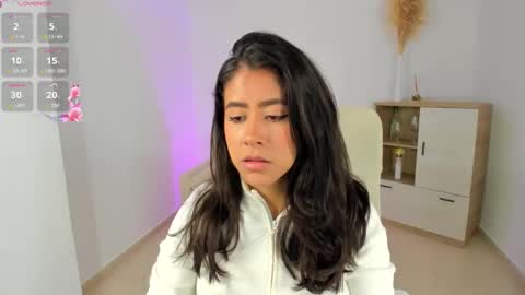 Sussan Monroe online show from 02/11/26, 08:52