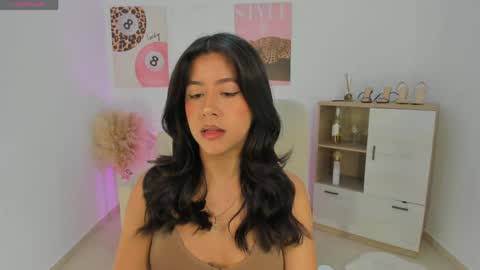 Sussan Monroe online show from 04/22/26, 08:17