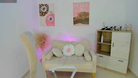 Sussan Monroe online show from 05/31/26, 07:04