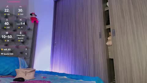 Snapshot of sussidream chatting on 11/23/25, 12:32 Andrea online show from 11/23/25, 12:32