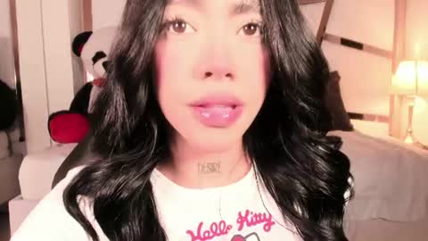 Snapshot of sussie_thompsom chatting on 07/17/26, 04:08 Sussie Tompsom online show from 07/17/26, 04:08