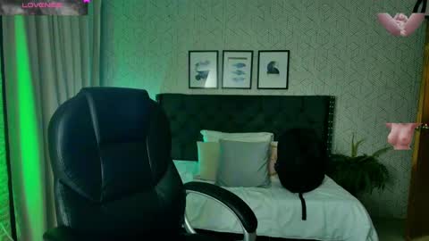   online show from 01/14/25, 12:14