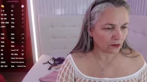 Sussy  online show from 11/22/25, 03:16