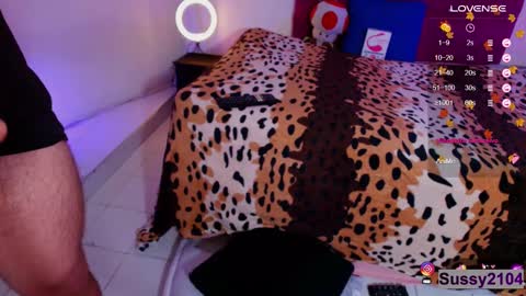 Snapshot of sussyandken21 chatting on 10/22/25, 11:21 sussy and ken online show from 10/22/25, 11:21