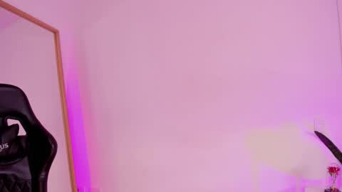 Snapshot of sussyprice chatting on 10/06/25, 06:05 Sussy online show from 10/06/25, 06:05