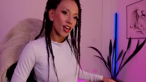 Snapshot of sussyprice chatting on 10/26/25, 04:24 Sussy online show from 10/26/25, 04:24