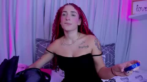 Snapshot of susyy7 chatting on 11/12/25, 07:46 susyy online show from 11/12/25, 07:46