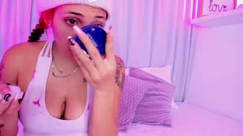 Snapshot of susyy7 chatting on 12/01/25, 07:30 susyy online show from 12/01/25, 07:30