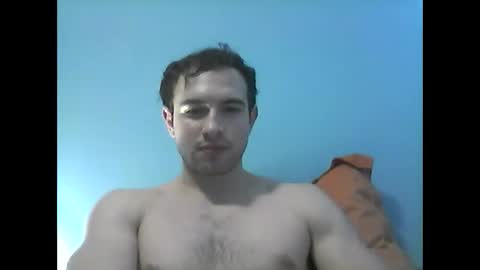 Snapshot of sutromaxx chatting on 10/10/25, 08:08 Maximus online show from 10/10/25, 08:08