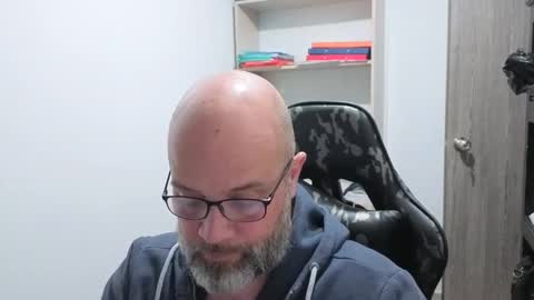 Snapshot of suukam chatting on 12/20/25, 12:51 SUUKAMM online show from 12/20/25, 12:51