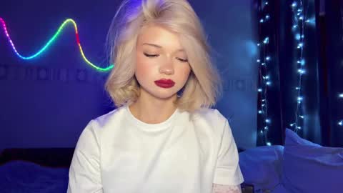 Stacy online show from 04/16/26, 09:39