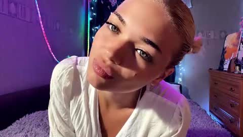 Stacy online show from 08/04/26, 10:23
