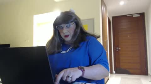 My name is Sissy or more fully Suzanna Aprilia Maria Mariquita Catarina Chinita Banci. Soy una puta - que chimba ladybug online show from 04/17/26, 03:48