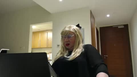 My name is Sissy or more fully Suzanna Aprilia Maria Mariquita Catarina Chinita Banci. Soy una puta - que chimba ladybug online show from 04/24/26, 03:47