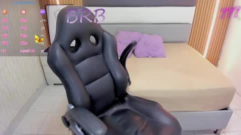 S U Z E T  online show from 05/26/26, 07:43