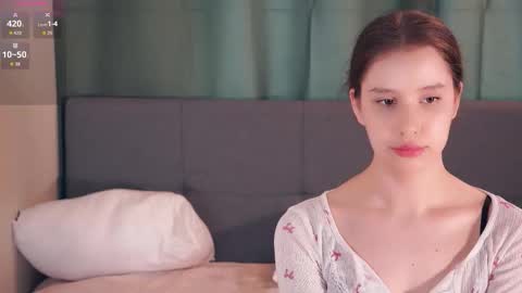 Snapshot of suziegoglia chatting on 03/10/26, 06:51 Kristanna online show from 03/10/26, 06:51