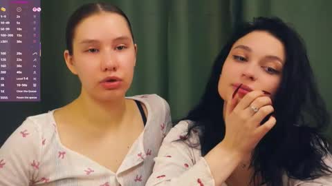 Snapshot of suziegoglia chatting on 03/25/26, 07:25 Kristanna online show from 03/25/26, 07:25