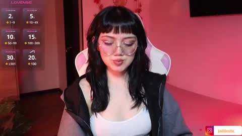 Snapshot of suzumi_ chatting on 12/09/24, 01:13 Jadde online show from 12/09/24, 01:13