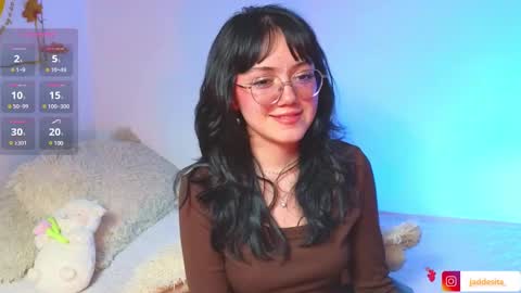 Snapshot of suzumi_ chatting on 01/15/25, 09:02 Jadde online show from 01/15/25, 09:02