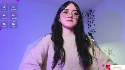 Snapshot of suzumi_ chatting on 09/10/25, 10:10 Jadde online show from 09/10/25, 10:10