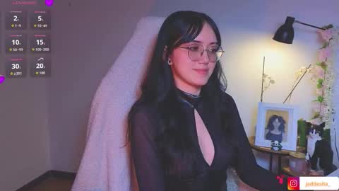 Snapshot of suzumi_ chatting on 10/03/25, 04:20 Jadde online show from 10/03/25, 04:20