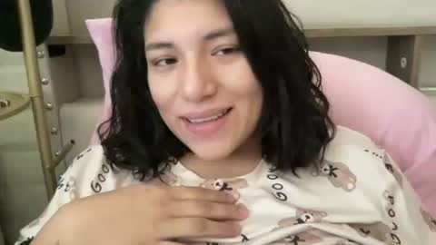 Suzy online show from 11/01/25, 05:26