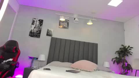 Snapshot of sven_basquiat chatting on 03/02/26, 07:43 Sven online show from 03/02/26, 07:43