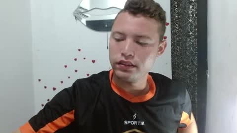 Snapshot of sven_fox723 chatting on 05/25/26, 12:44 Sven online show from 05/25/26, 12:44