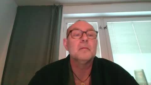 Snapshot of svenskdaddy chatting on 01/14/25, 07:48 svenskdaddy online show from 01/14/25, 07:48