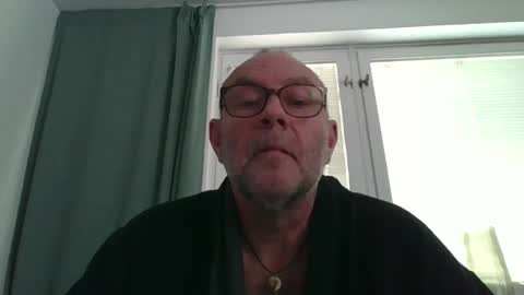 Snapshot of svenskdaddy chatting on 01/17/25, 10:33 svenskdaddy online show from 01/17/25, 10:33