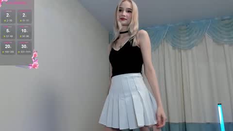 Snapshot of sw33t__berry chatting on 09/10/25, 05:57 l1sa spears online show from 09/10/25, 05:57