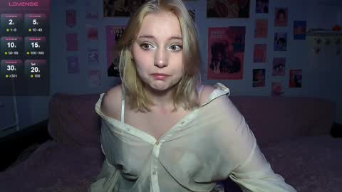 Kira online show from 04/06/26, 05:25