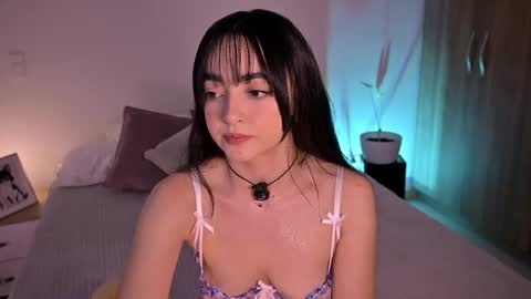 Snapshot of sw_sofi chatting on 09/22/25, 12:23 Sofis schedule 10pm until 4am GMT-5 online show from 09/22/25, 12:23