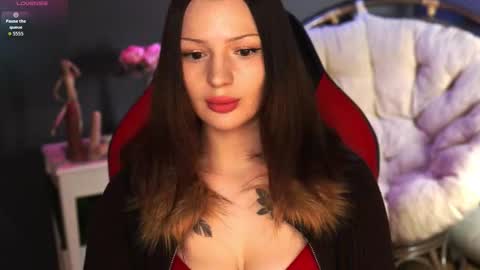 Snapshot of swan_megan chatting on 02/28/26, 10:49 Megan online show from 02/28/26, 10:49