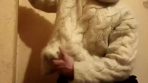 sweaterboy666 online show from 12/19/24, 06:23