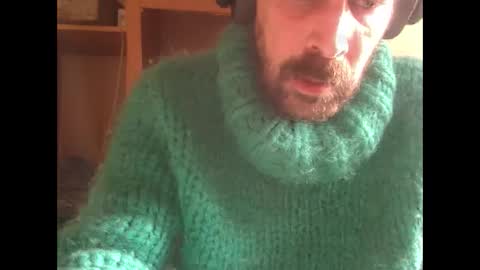 sweaterboy666 online show from 02/04/25, 11:05