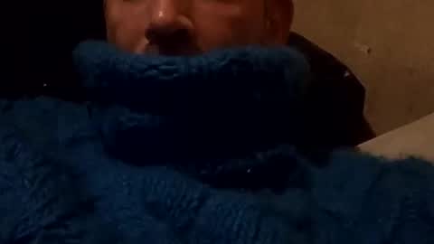 sweaterboy666 online show from 12/17/25, 08:59