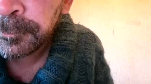 Snapshot of sweaterboy666 chatting on 08/07/26, 06:10 sweaterboy666 online show from 08/07/26, 06:10