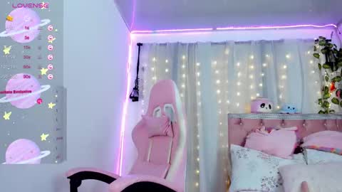 Snapshot of sweed_danii09 chatting on 11/20/25, 06:40 Daniela age 21 online show from 11/20/25, 06:40