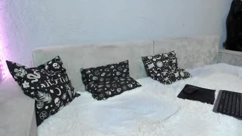 Luna Ootsutsuki online show from 01/31/25, 04:58