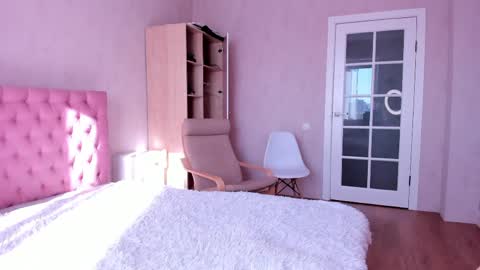 sweeety_peach online show from 04/07/26, 10:05