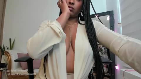 Evangeline online show from 02/14/25, 03:26