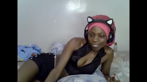 Snapshot of sweest_caster chatting on 05/31/26, 12:19 Sweetest doll online show from 05/31/26, 12:19