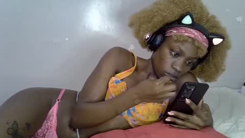 Sweetest doll online show from 07/11/26, 11:13