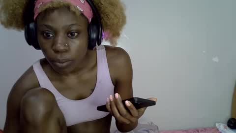 Sweetest doll online show from 07/17/26, 12:06