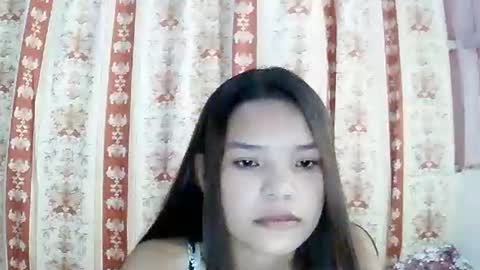 Snapshot of sweet01pinay chatting on 05/05/26, 08:11 sweet01pinay online show from 05/05/26, 08:11