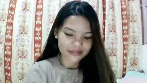 Snapshot of sweet01pinay chatting on 05/06/26, 02:22 sweet01pinay online show from 05/06/26, 02:22