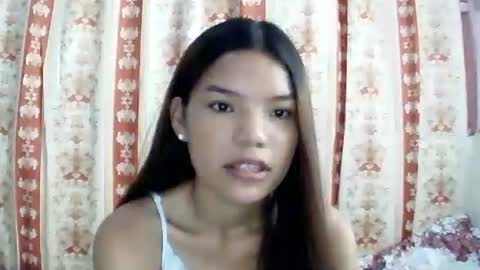 Snapshot of sweet01pinay chatting on 05/07/26, 02:28 sweet01pinay online show from 05/07/26, 02:28