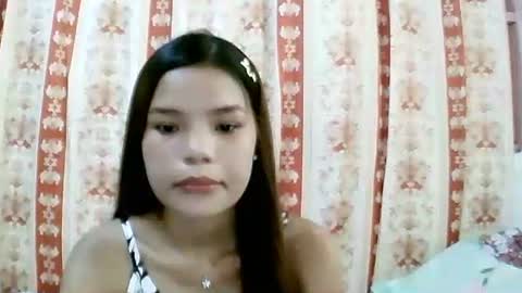 Snapshot of sweet01pinay chatting on 05/16/26, 06:32 sweet01pinay online show from 05/16/26, 06:32